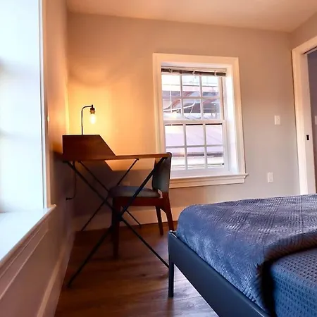 The Fairfax Suite At Prince Street Inn